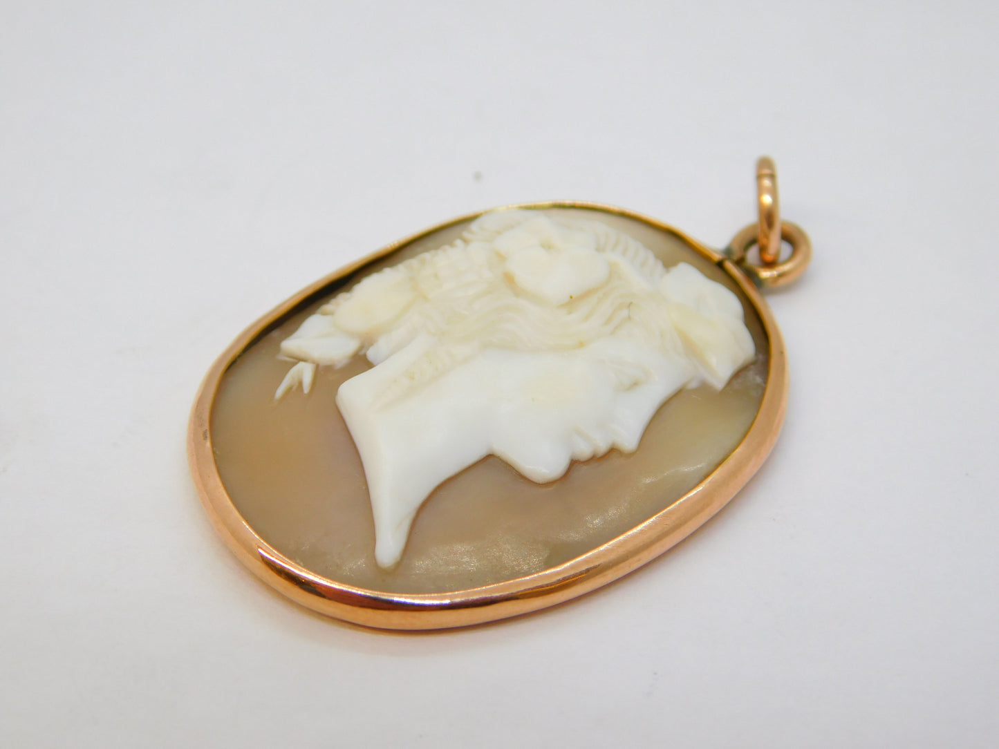 Victorian 9ct Rose Gold Mounted Carved Shell Cameo Pendant Antique c1860