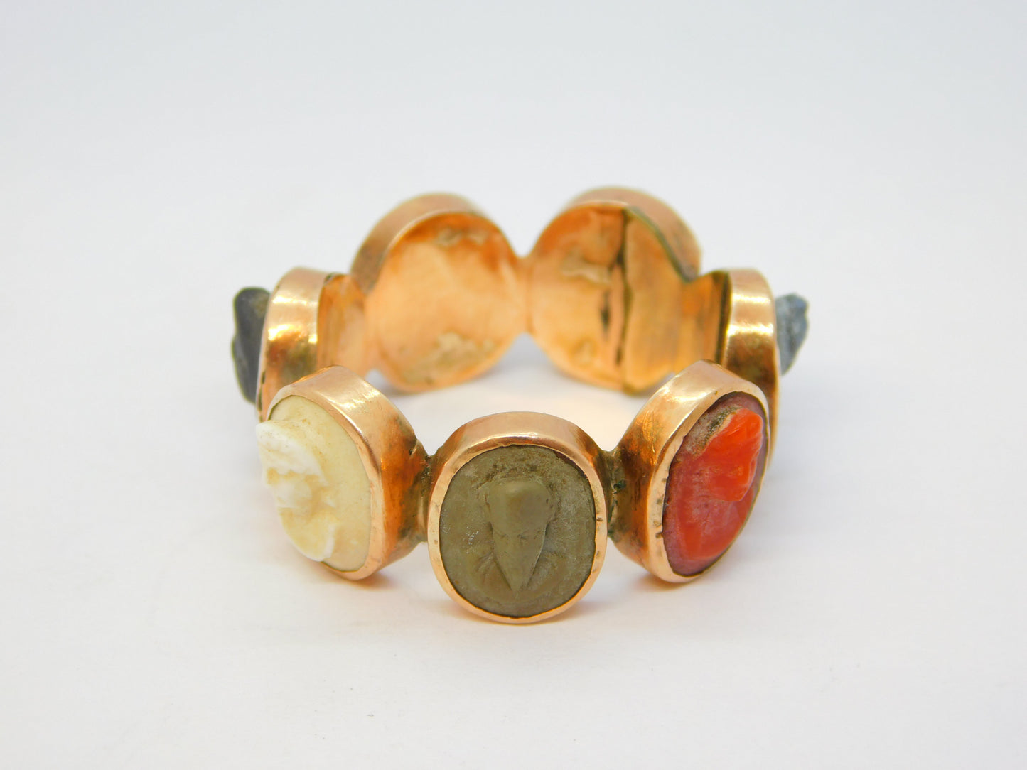 George III Grand Tour 12ct Rose Gold Seven-Cameo Prosperity Ring Antique c1830