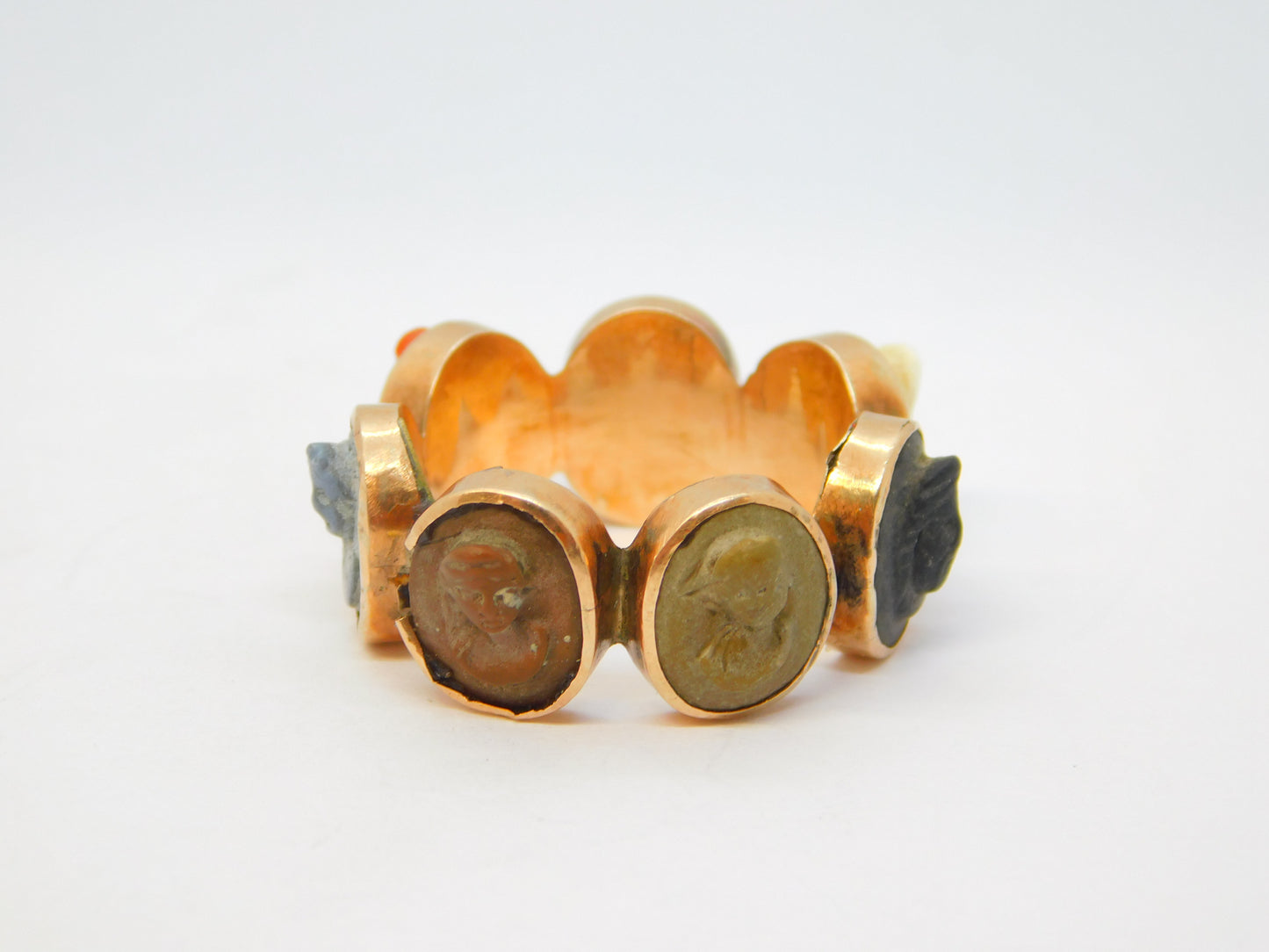 George III Grand Tour 12ct Rose Gold Seven-Cameo Prosperity Ring Antique c1830
