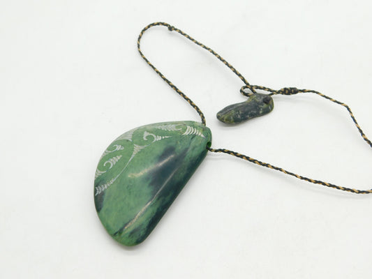 Large Carved New Zealand Nephrite Jade Maori Pendant Necklace Vintage c1970