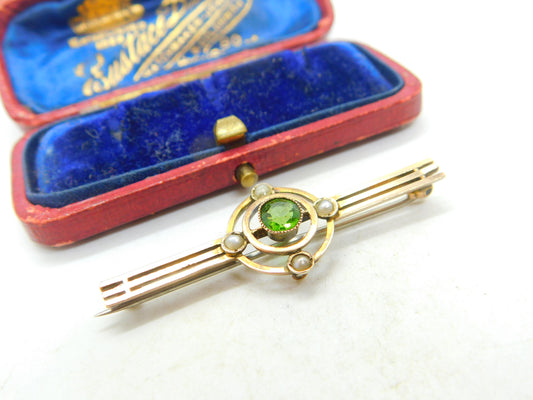 Edwardian 9ct Yellow Gold Peridot & Seed Pearl Sweetheart Brooch Antique c1910