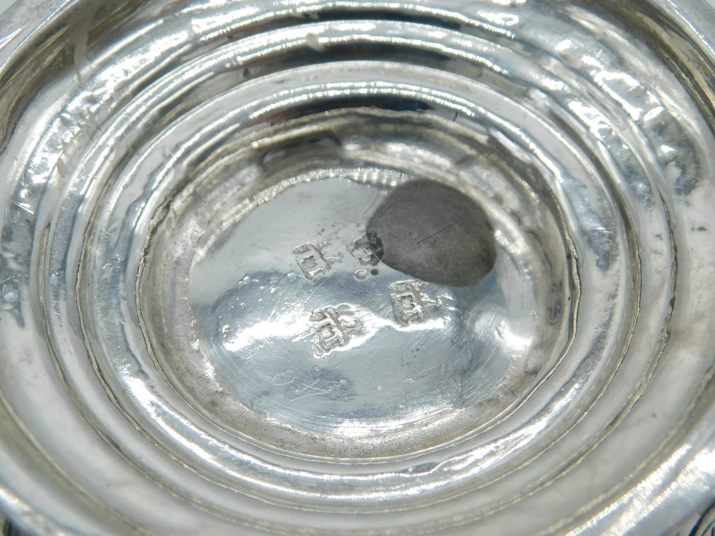 George I Sterling Silver Fleur-de-Lis Loving Cup Antique c1721 Thomas Tearle London