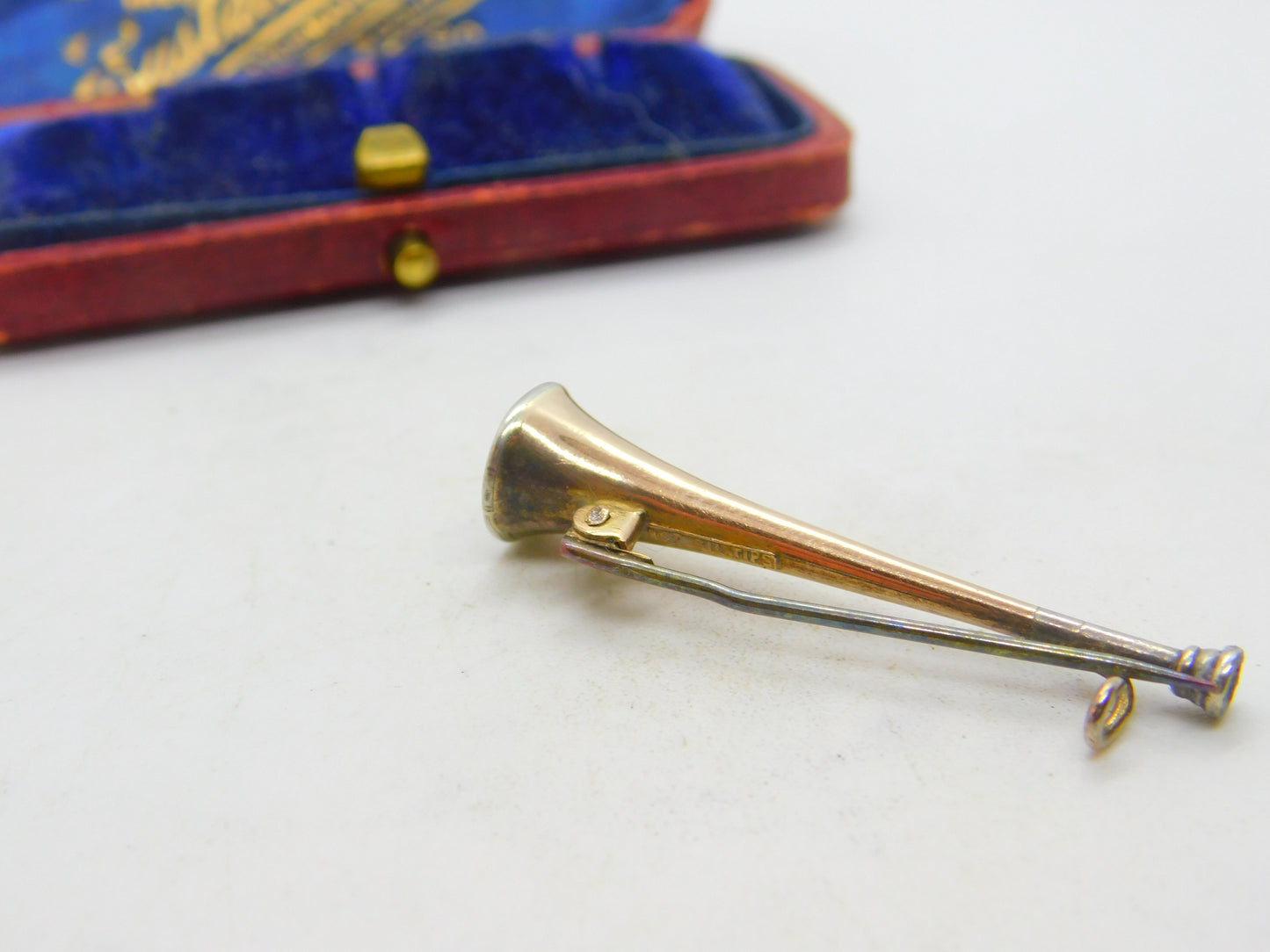 Victorian 9ct Gold Hunting Horn Stock Pin Brooch Antique c1890 Silver Tips