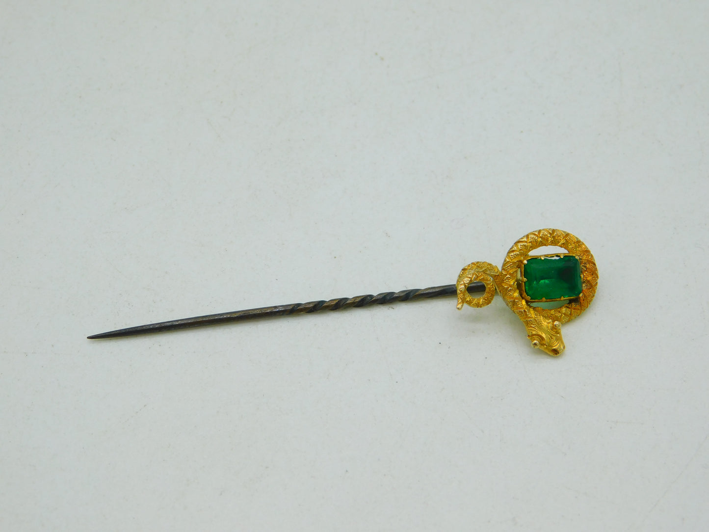Victorian Boxed 18ct Yellow Gold & 0.5ct Emerald Snake Stick Pin Antique c1860
