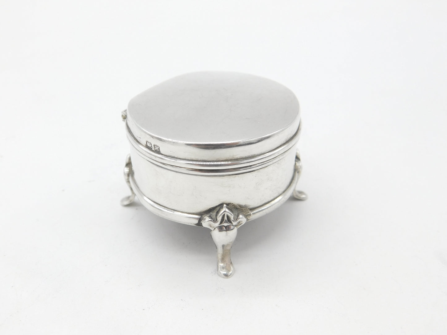 Edwardian Sterling Silver Paw Foot Ring or Trinket Box 1910 Chester Antique