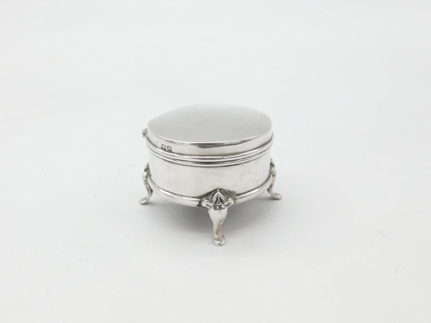 Edwardian Sterling Silver Paw Foot Ring or Trinket Box 1910 Chester Antique