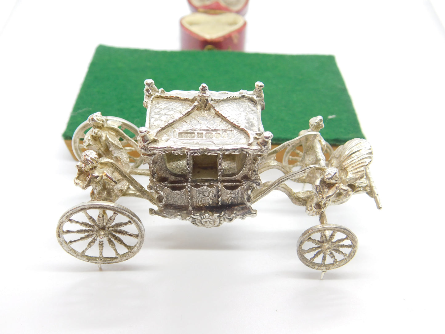 Cast Sterling Silver Royal State Coach Carriage Sculpture 1977 Birmingham