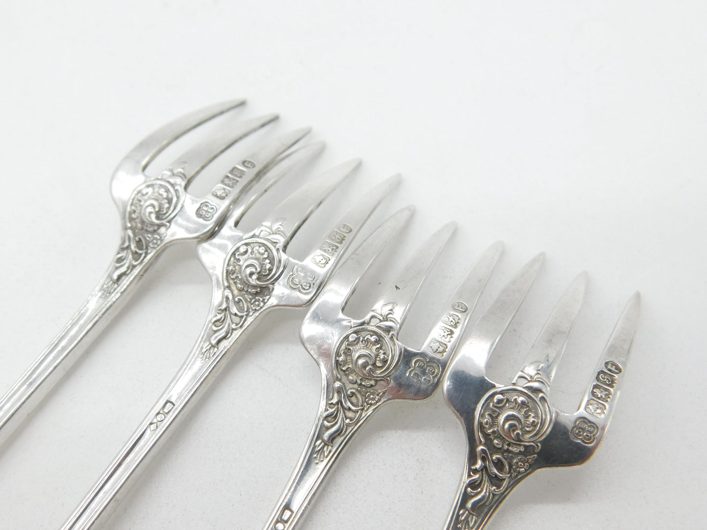 Edwardian Scottish Set of Four Sterling Silver Dessert Forks 1902 Glasgow