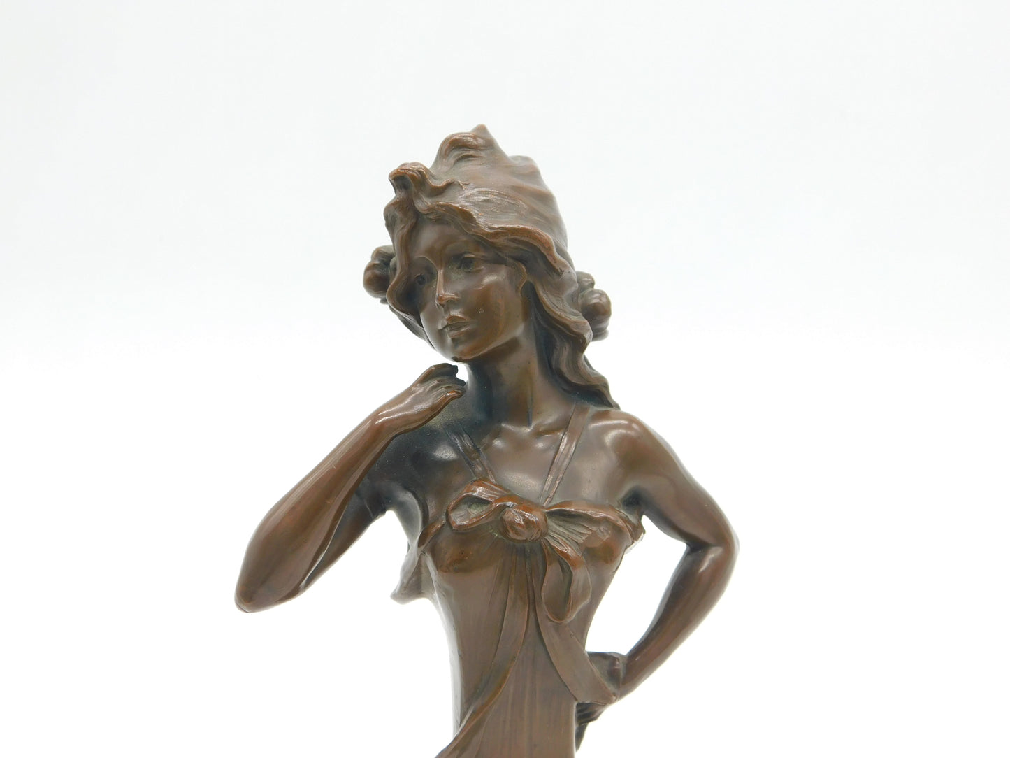 Victorian Art Nouveau Cast Bronze Sculpture of Young Lady Antique c1890