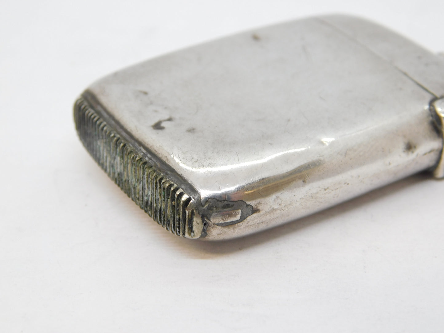 Victorian Sterling Silver Cambridge University Crest Vesta Case Antique 1898 Birmingham