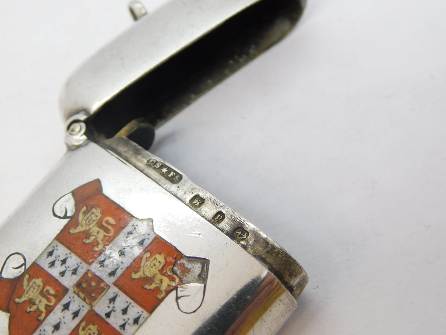 Victorian Sterling Silver Cambridge University Crest Vesta Case Antique 1898 Birmingham