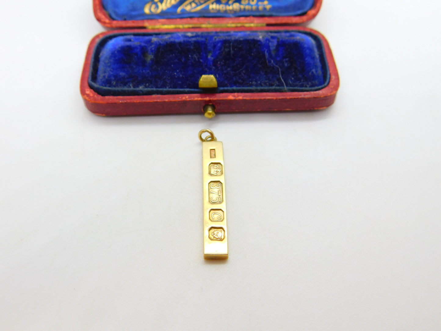 English 9ct Yellow Gold 1977 Bullion Bar Pendant or Charm Vintage London