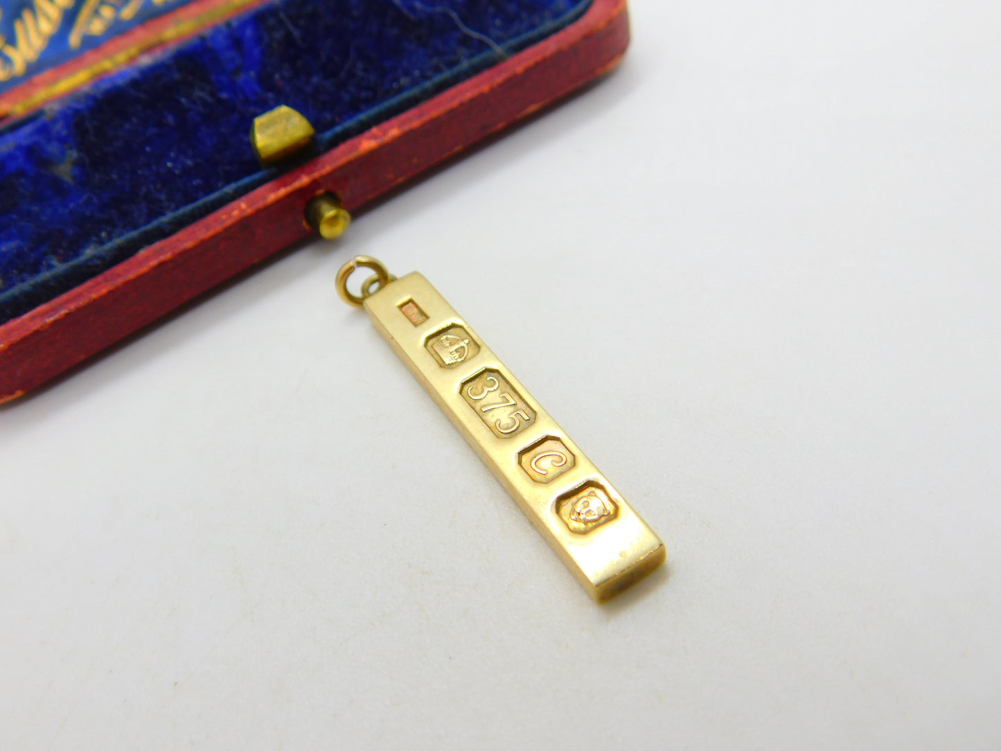 English 9ct Yellow Gold 1977 Bullion Bar Pendant or Charm Vintage London