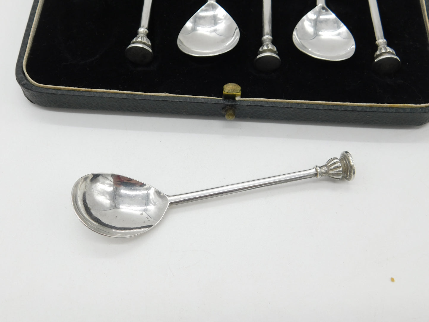 Boxed Set of Six Sterling Silver Seal Terminal Teaspoons Antique 1924 Sheffield