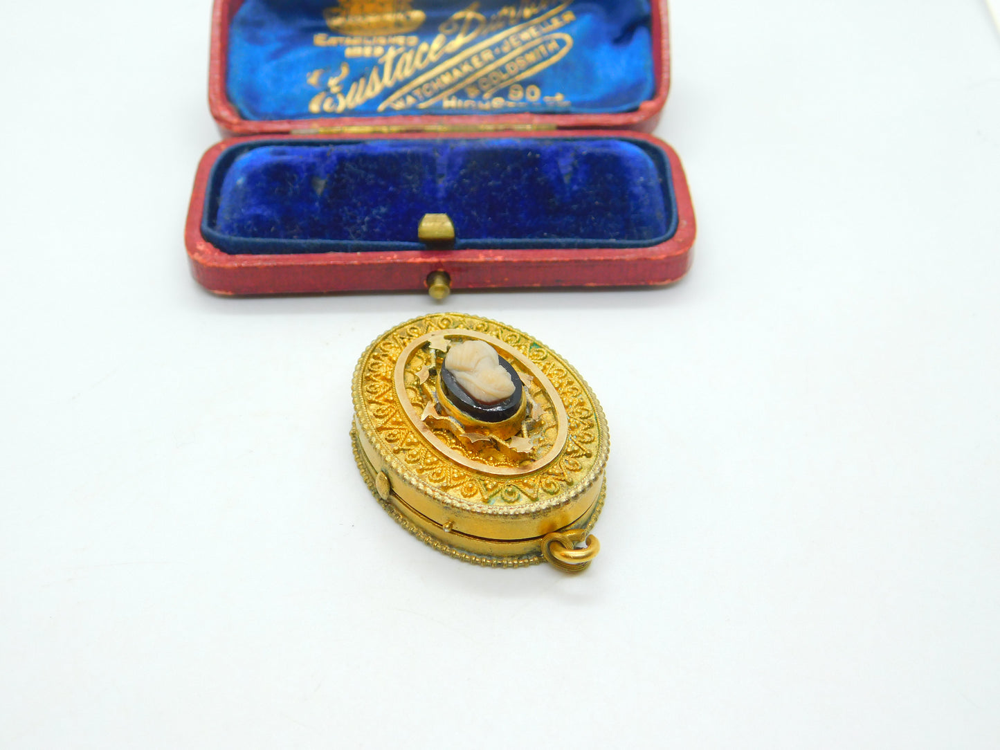 Victorian Pinchbeck Gold Ornate Hardstone Cameo Double Locket Antique c1890