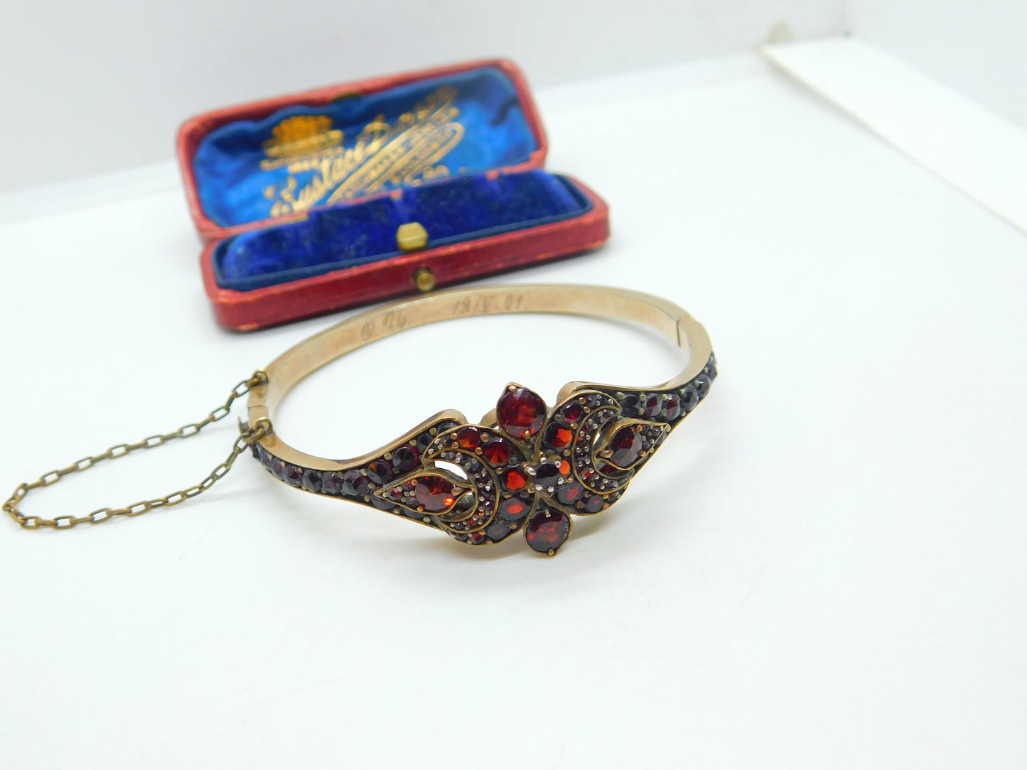 Austro-Hungarian 9ct Gold Bohemian Garnet Set Floral Bangle Antique c1860 Victorian