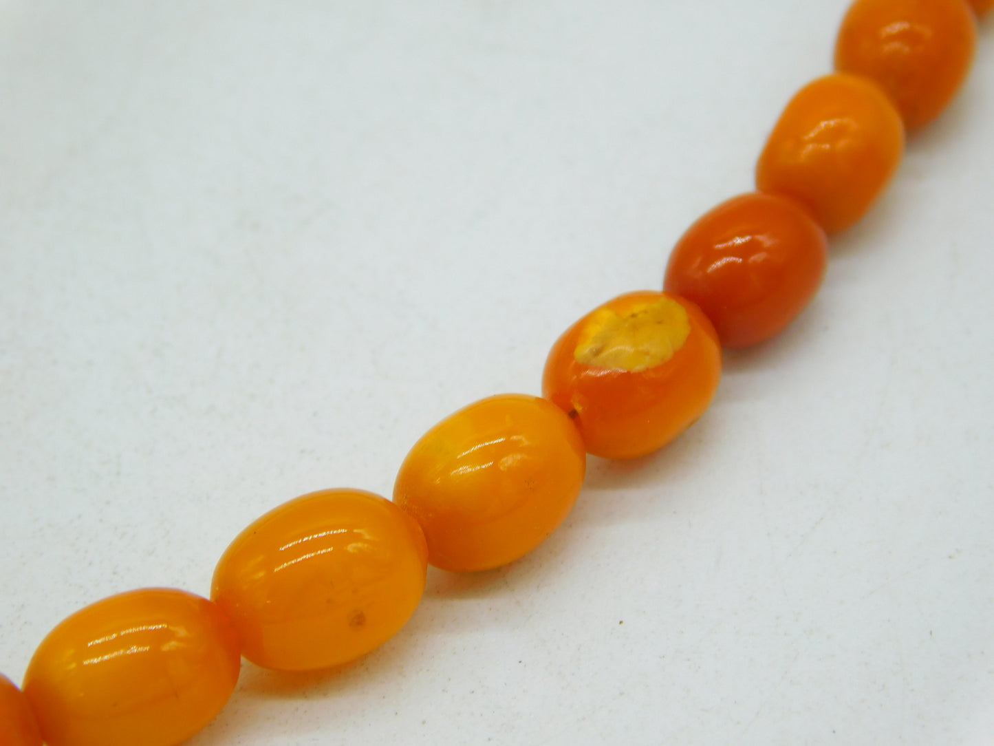19th Century 9ct Yellow Gold Clasp Butterscotch Amber Graduating Necklace Antique c1860