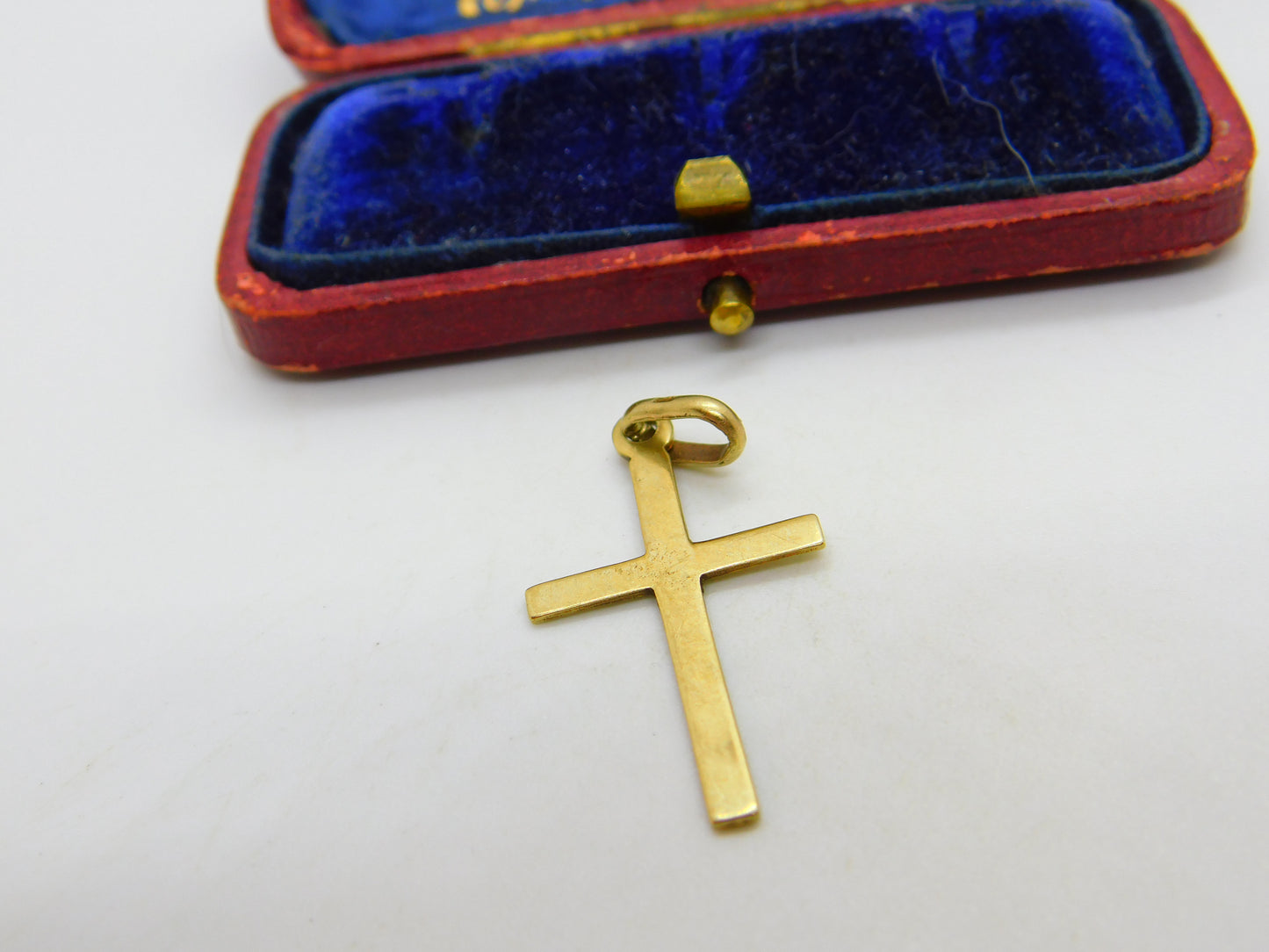 9ct Yellow Gold Rising Sun Pattern Cross Pendant Vintage c1970