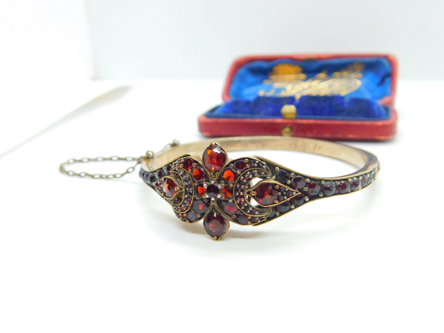 Austro-Hungarian 9ct Gold Bohemian Garnet Set Floral Bangle Antique c1860 Victorian