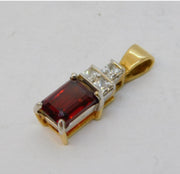 9ct Yellow Gold, Garnet & Paste Set Drop Pendant Vintage c1990 London