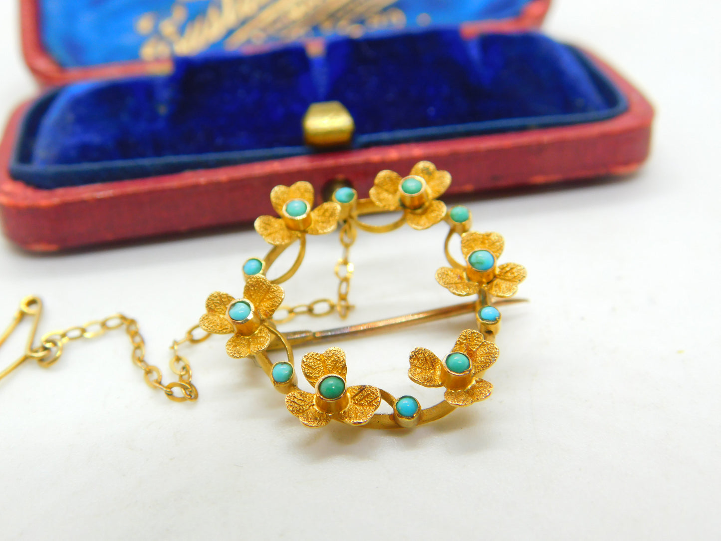 18ct Yellow Gold & Turquoise Lucky Shamrock Wreath Brooch Antique c1880 Victorian